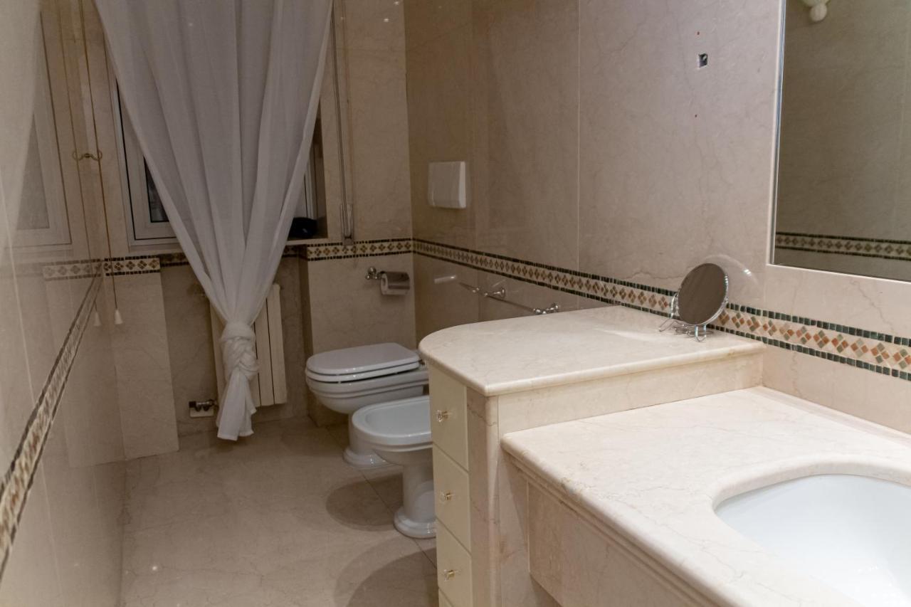 Interno 9 Hotell Bari Eksteriør bilde