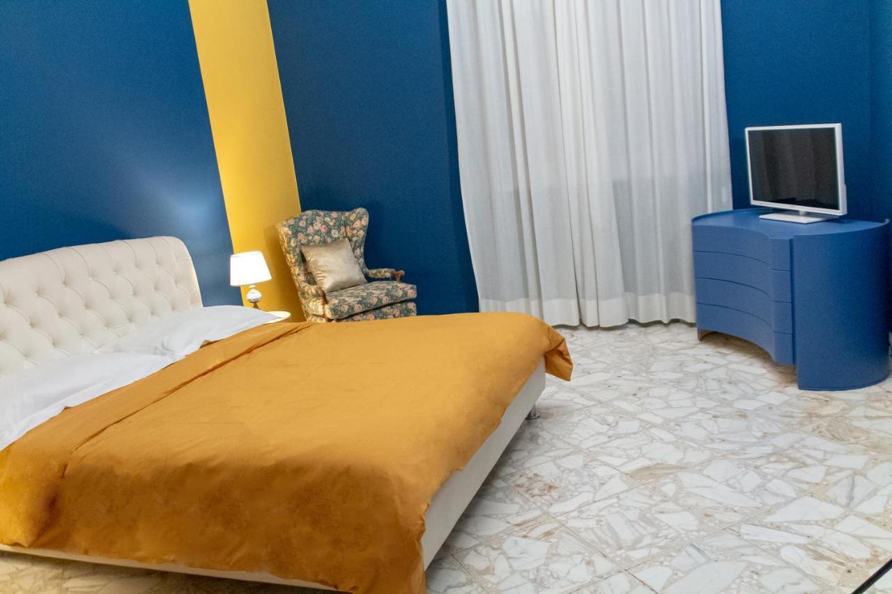 Interno 9 Hotell Bari Eksteriør bilde