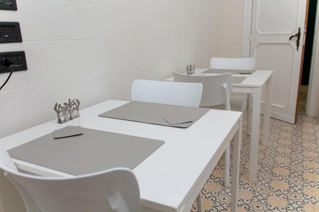 Interno 9 Hotell Bari Eksteriør bilde
